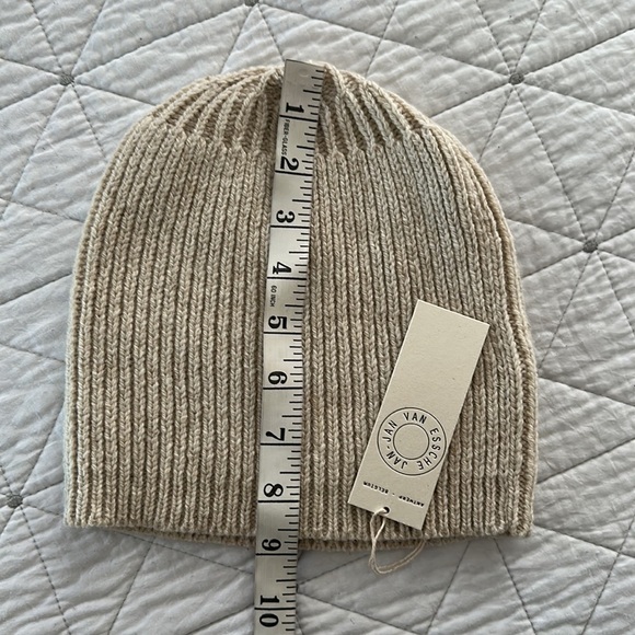 JAN JAN VAN ESSCHE BEANIE #5 - Picture 7 of 8